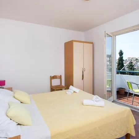 Lia - One Bedroom With Balcony And Sea View