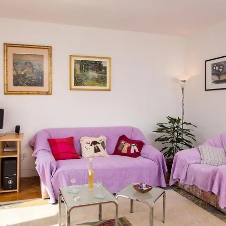 Apartman Lia - One Bedroom With Balcony And Sea View