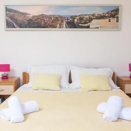 Lia - One Bedroom With Balcony And Sea View Apartment Dubrovnik